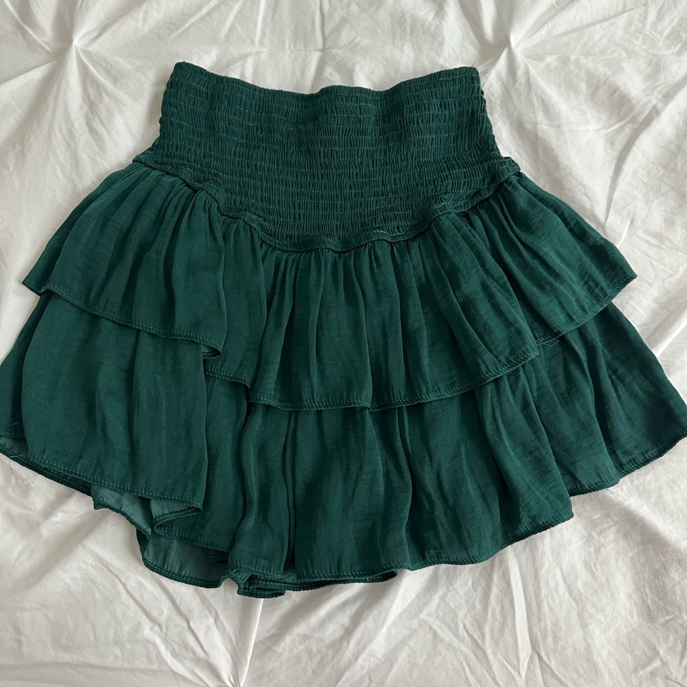 Entro satin ruffled skirt- green